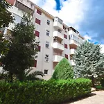 Comfort Apartment Near The Beach