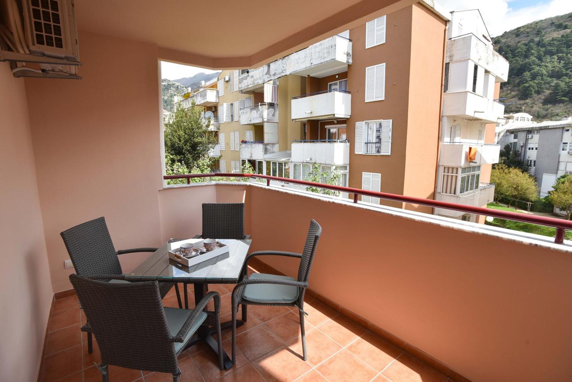 Comfort Near The * Budva