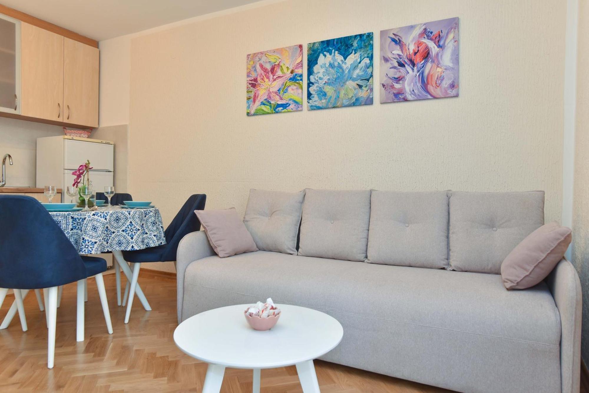 Apartment Comfort Near The *